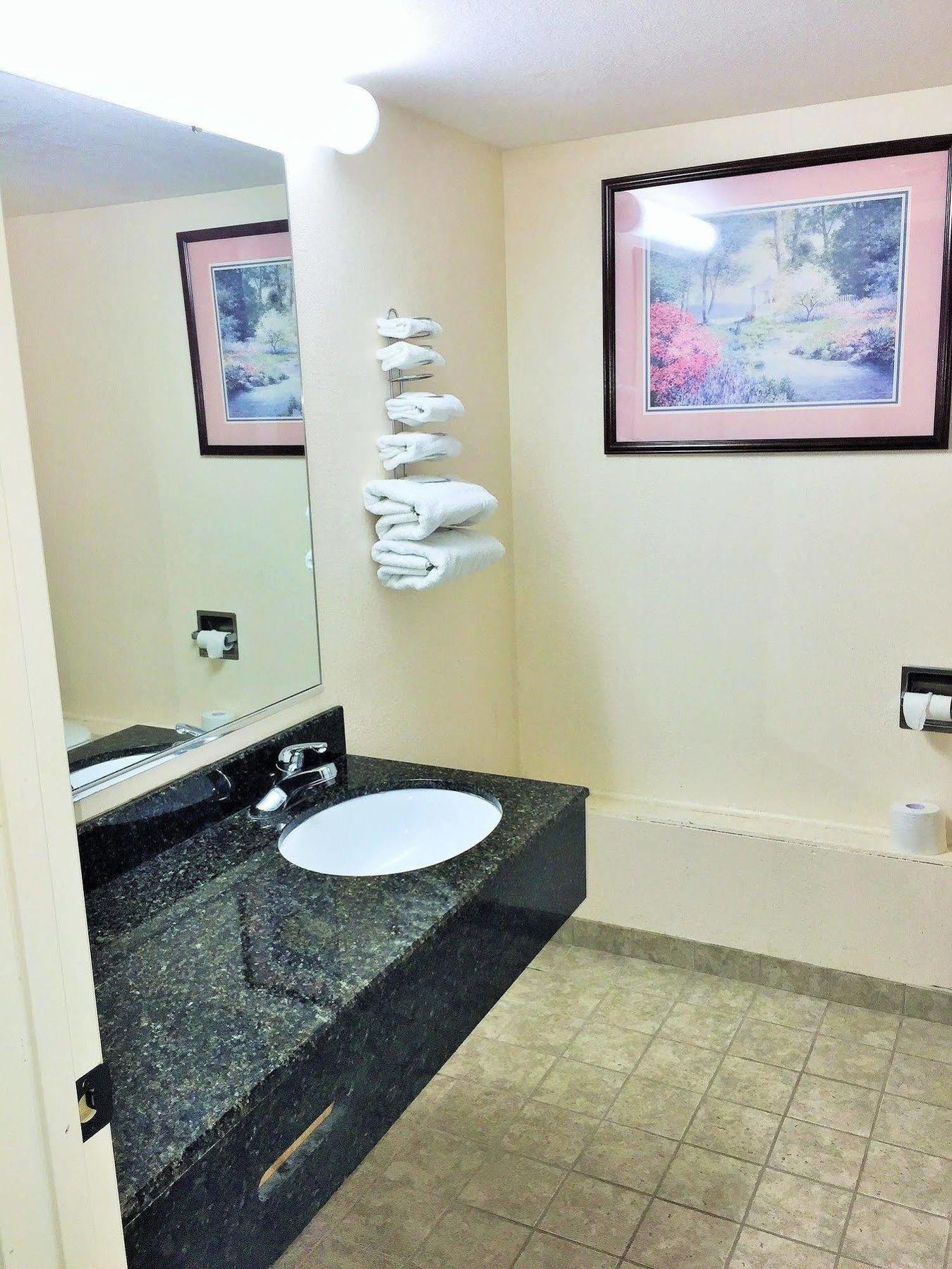 Tollway Inn Beloit South Beloit Экстерьер фото