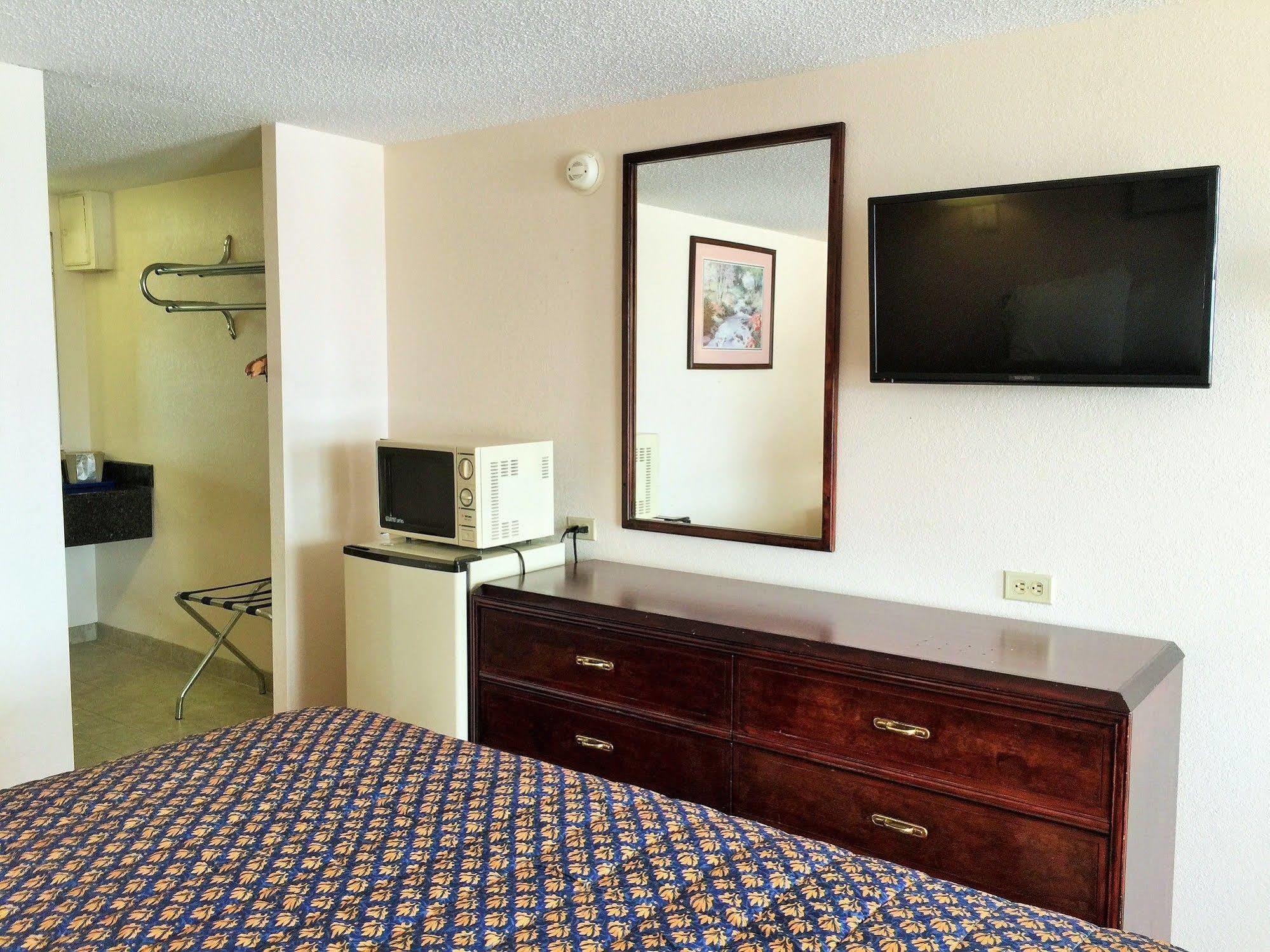 Tollway Inn Beloit South Beloit Экстерьер фото